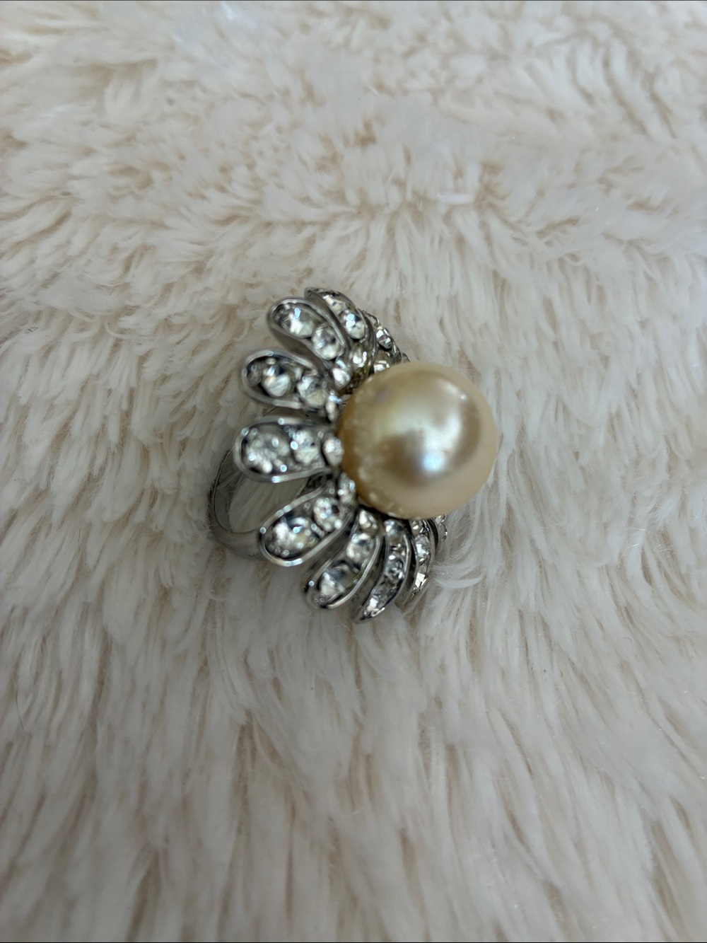 Faux Pearl and Crystal Floral Cocktail Ring - Cream Pearl, Silver